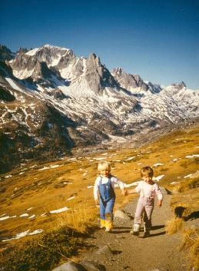 Le Leyrier Hameau Des Chazals Nevache Hautes Alpes Екстериор снимка