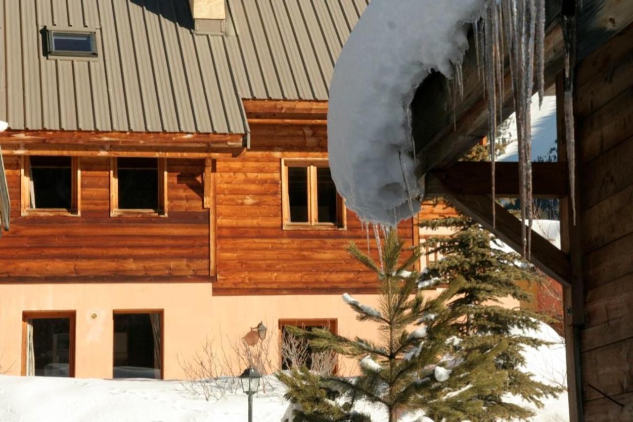 Le Leyrier Hameau Des Chazals Nevache Hautes Alpes Екстериор снимка